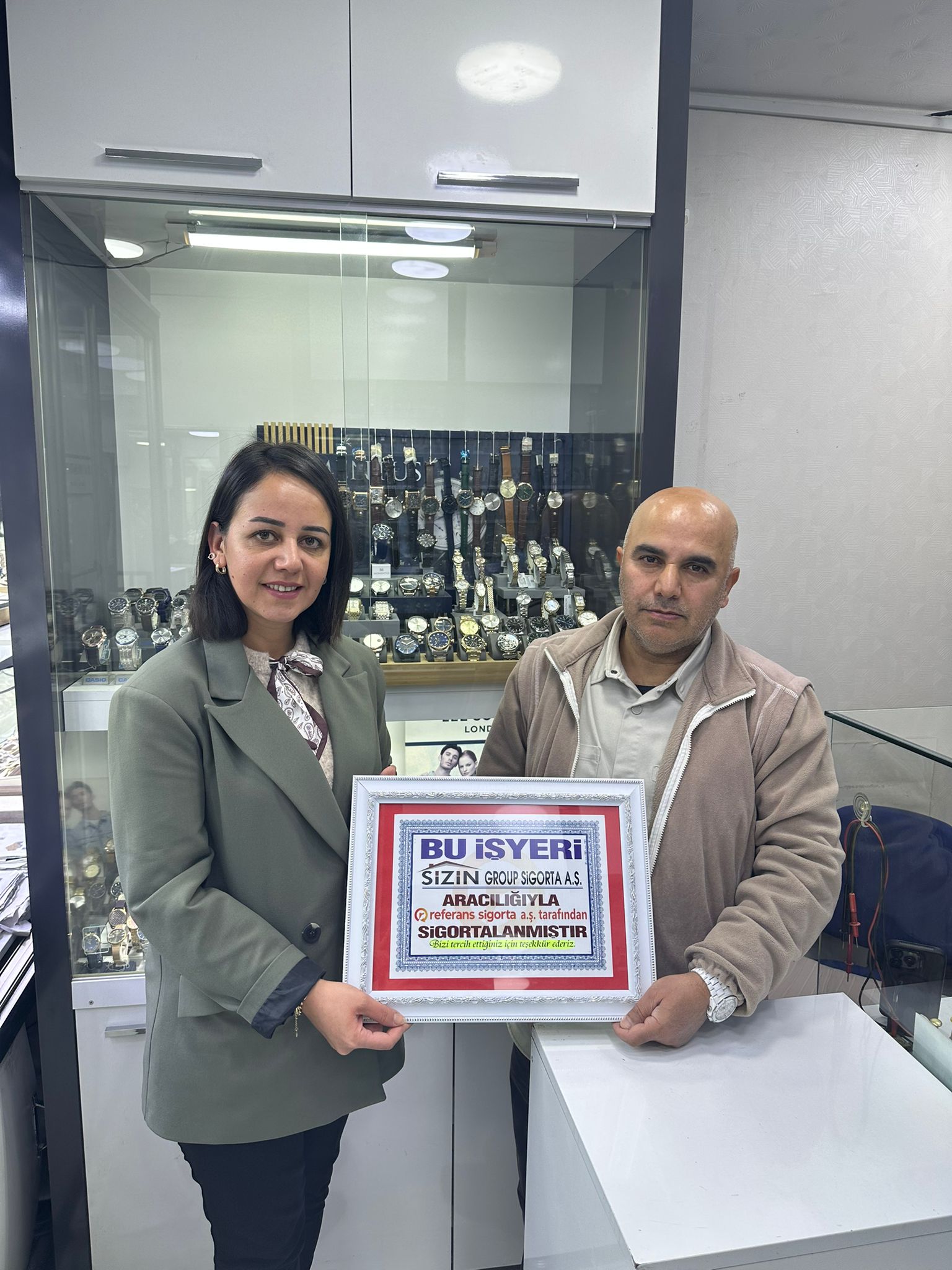 URARTU SAAT YETKİLİLERİNE.İŞ YERİNİ BİZİMLE GÜVENCE ALTINA ALDIKLARI İÇİN TEŞEKKÜR EDERİZ.